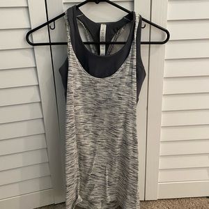 Lululemon tank with built in bra